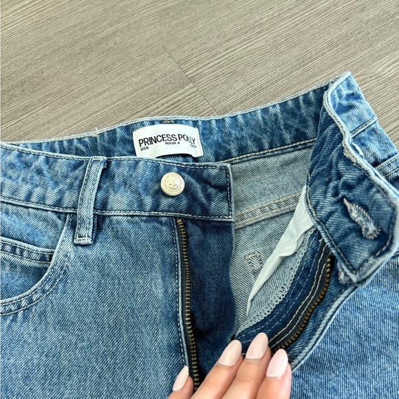 Princess Polly high rise denim shorts - Picture 5 of 7